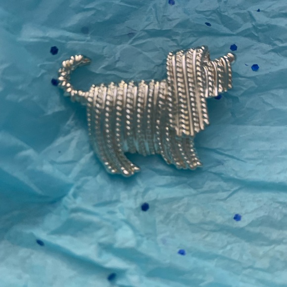 Retro Vintage Sarah Coventry Silver Tone Shaggy Dog Pin Brooch - Picture 2 of 7